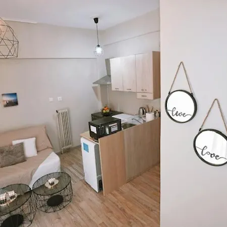 Cozy In The Heart Of Athens! * Atena