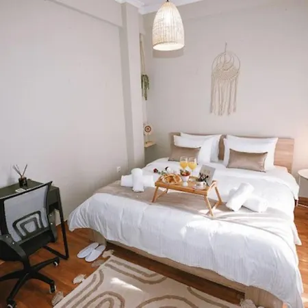 Cozy In The Heart Of Athens! Apartment